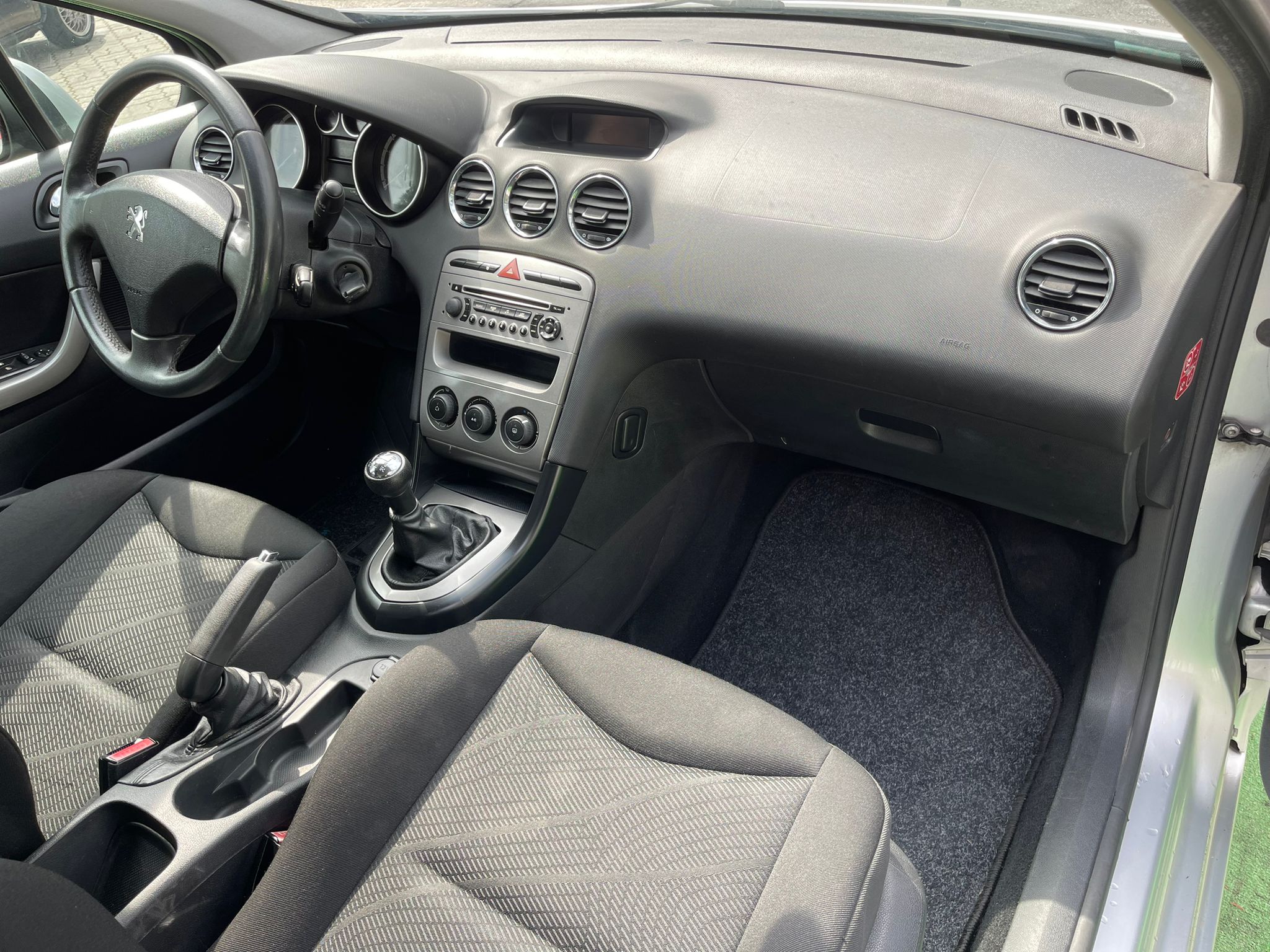 Peugeot 308 SW 1.6 HDI | Imagem 5