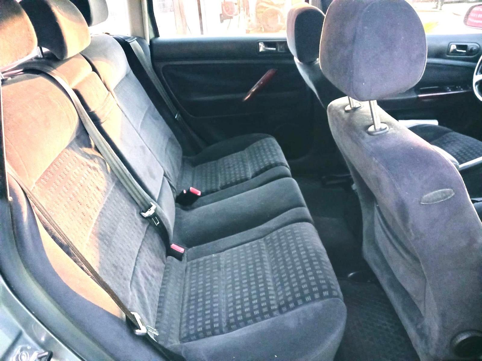 Volkswagen Passat ST 1.9 TDI | Imagem 5