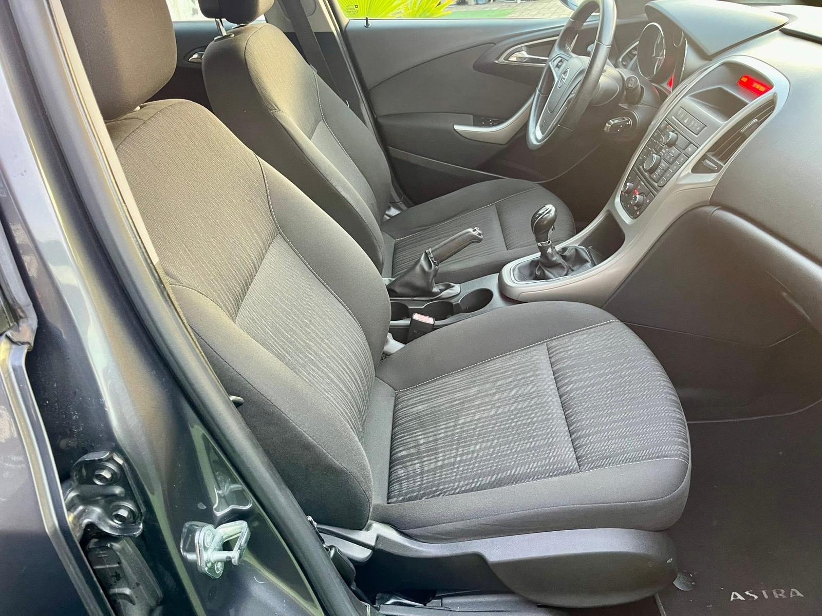 Opel SportsTourer 1.3 CDTi | Imagem 6