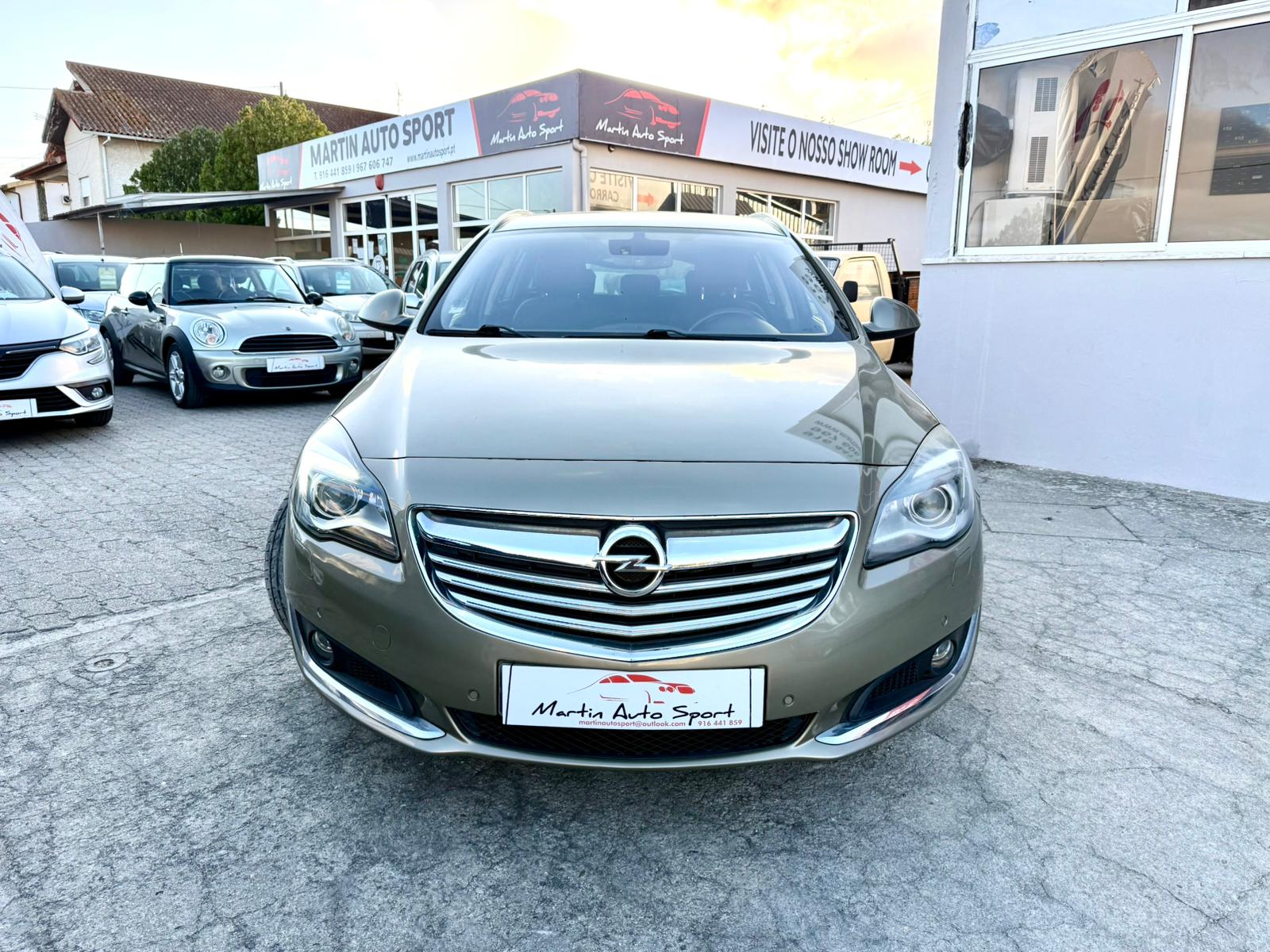 Opel Insignia Sport Tourer 2.0 CDTi | Imagem 2