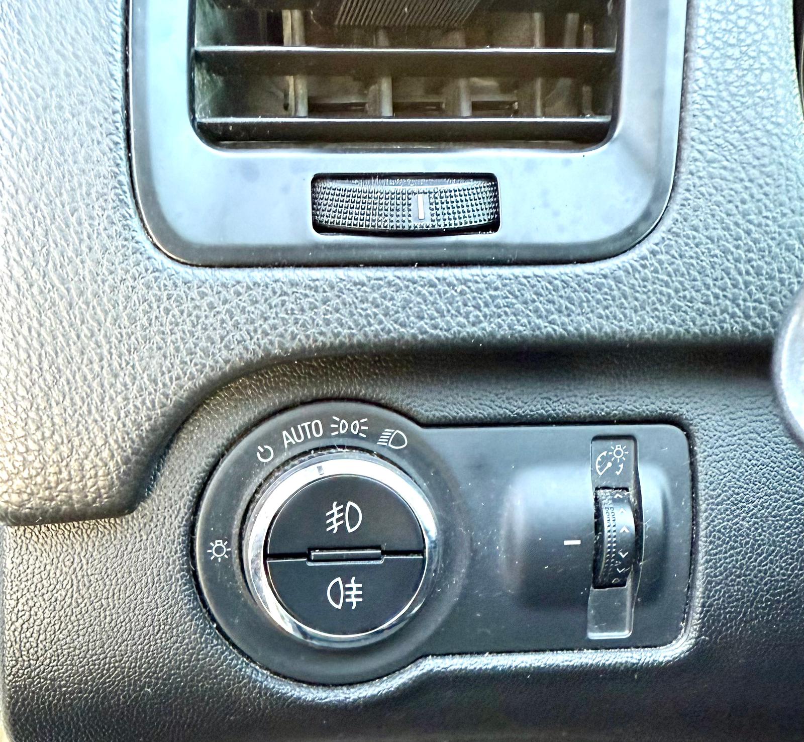 Opel Insignia Sport Tourer 2.0 CDTi | Imagem 11