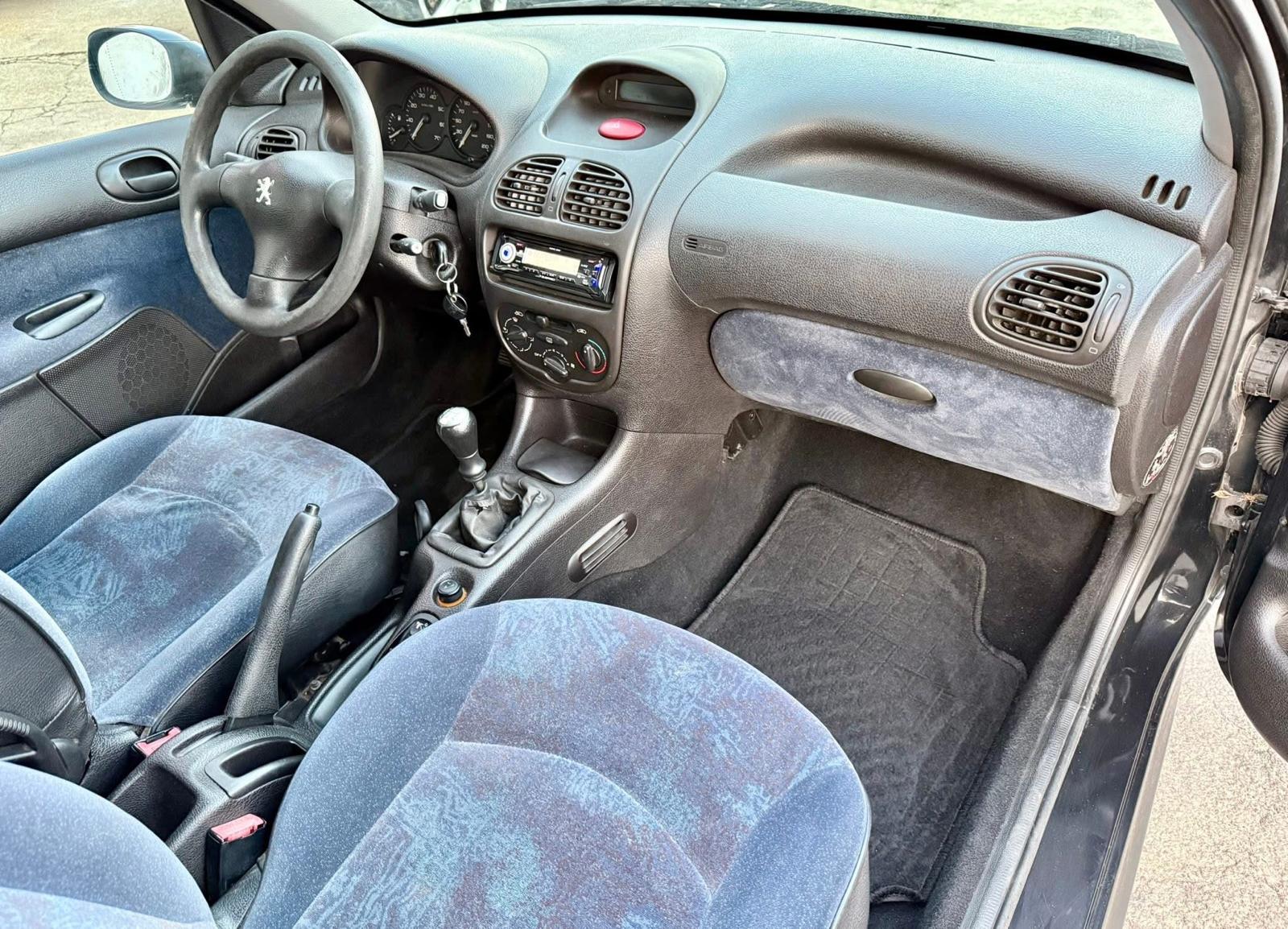 Peugeot 206 1.1 | Imagem 7