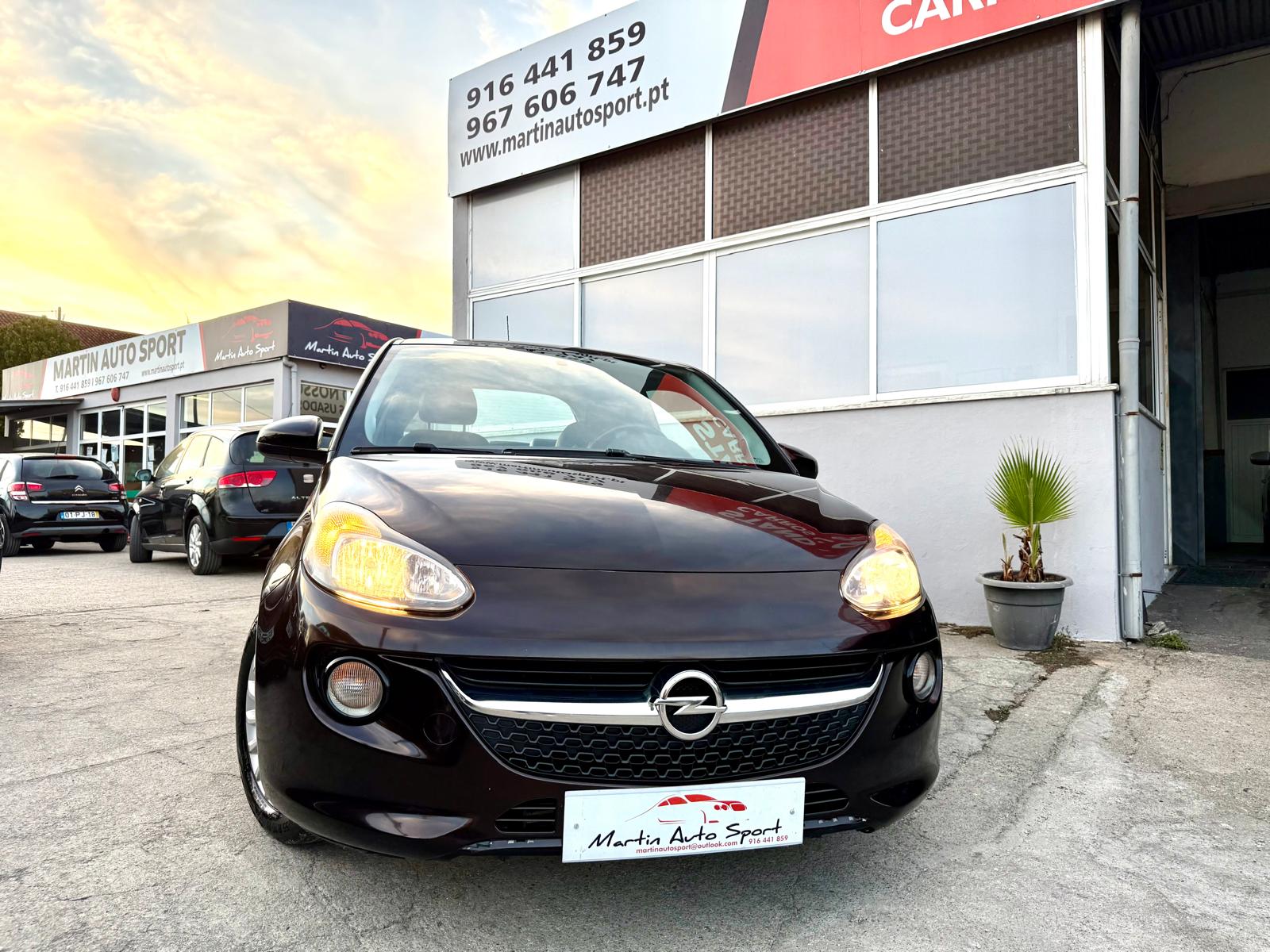 Opel Adam 1.0 Turbo | Imagem 2