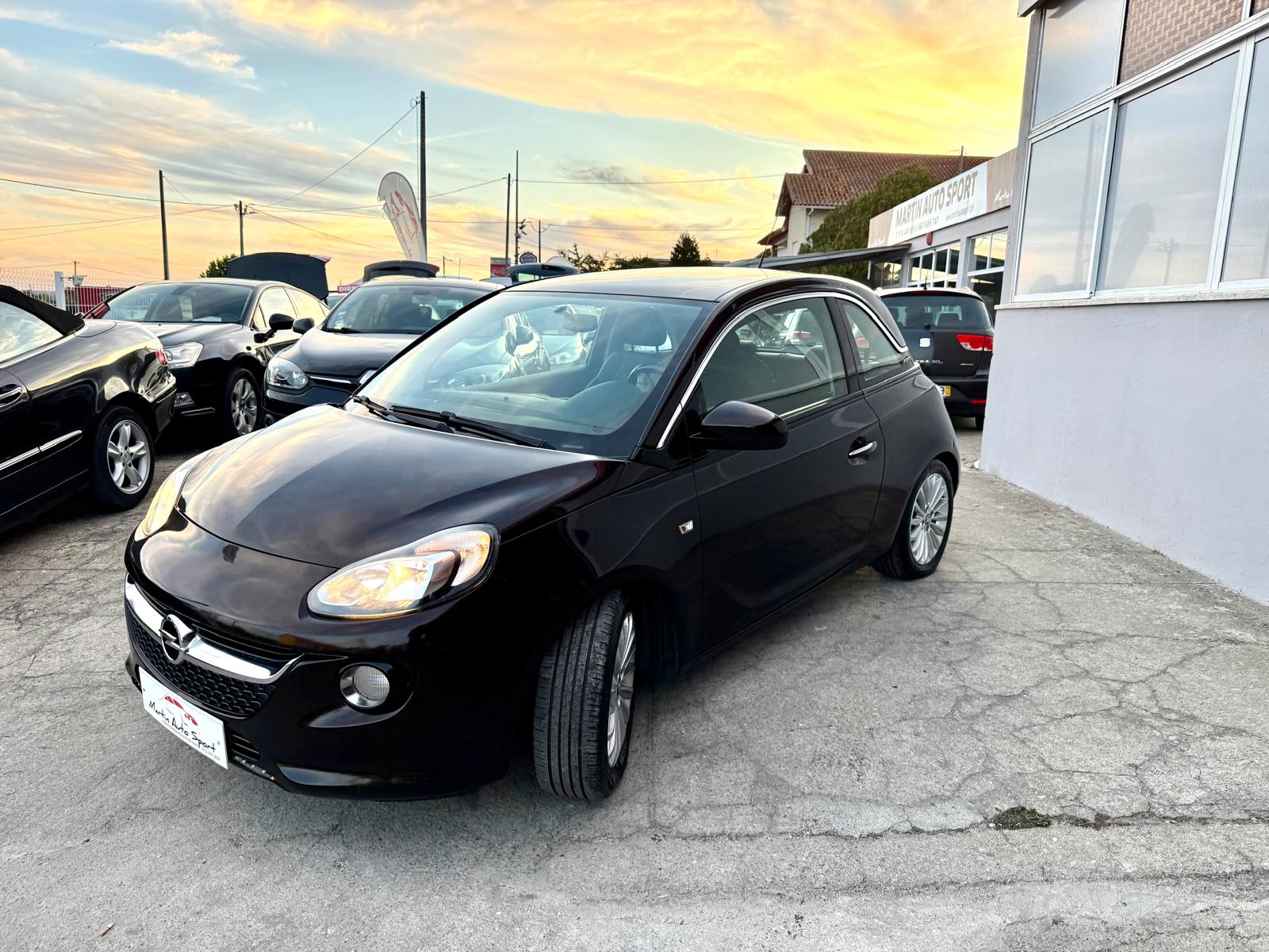 Opel Adam 1.0 Turbo | Imagem 4