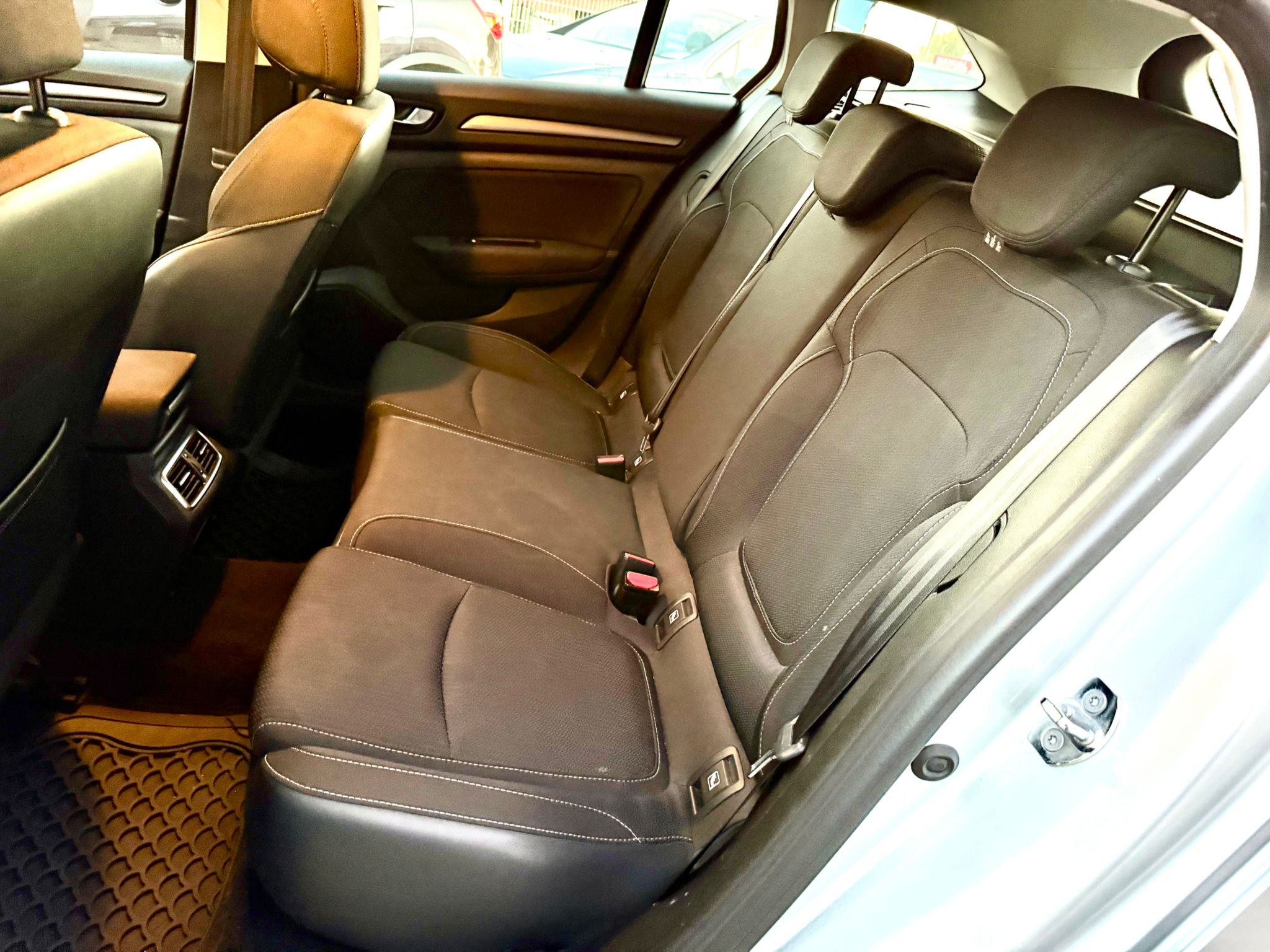 Renault Mégane Sport Tourer 1.5 DCI | Imagem 10