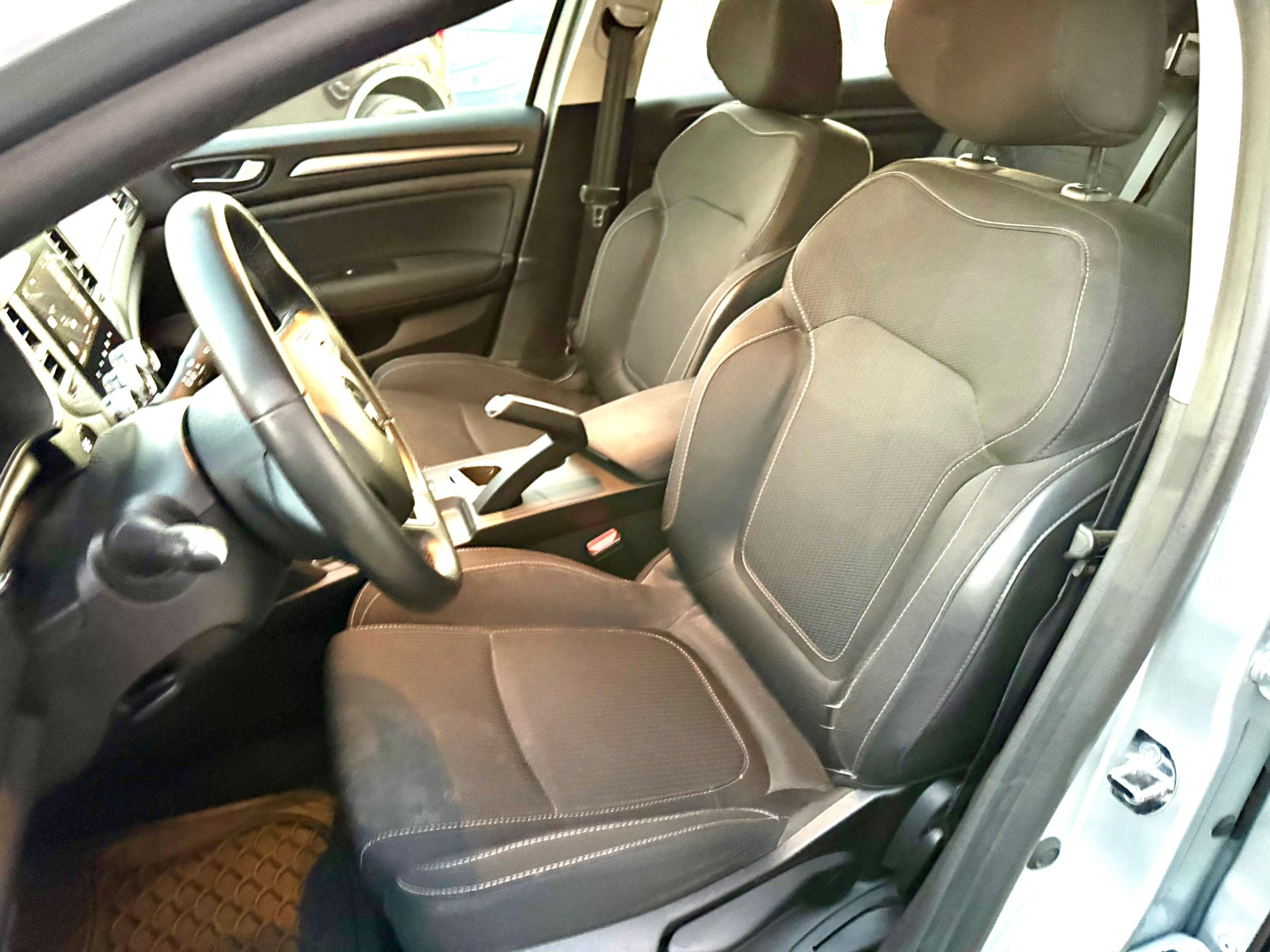 Renault Mégane Sport Tourer 1.5 DCI | Imagem 5