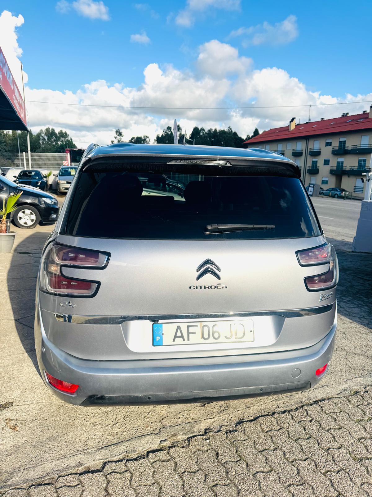 Citroën C4 Picasso 1.6 HDI Exclusive | Imagem 7