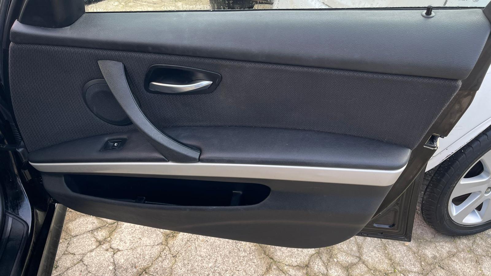 BMW 320 D Touring | Imagem 8