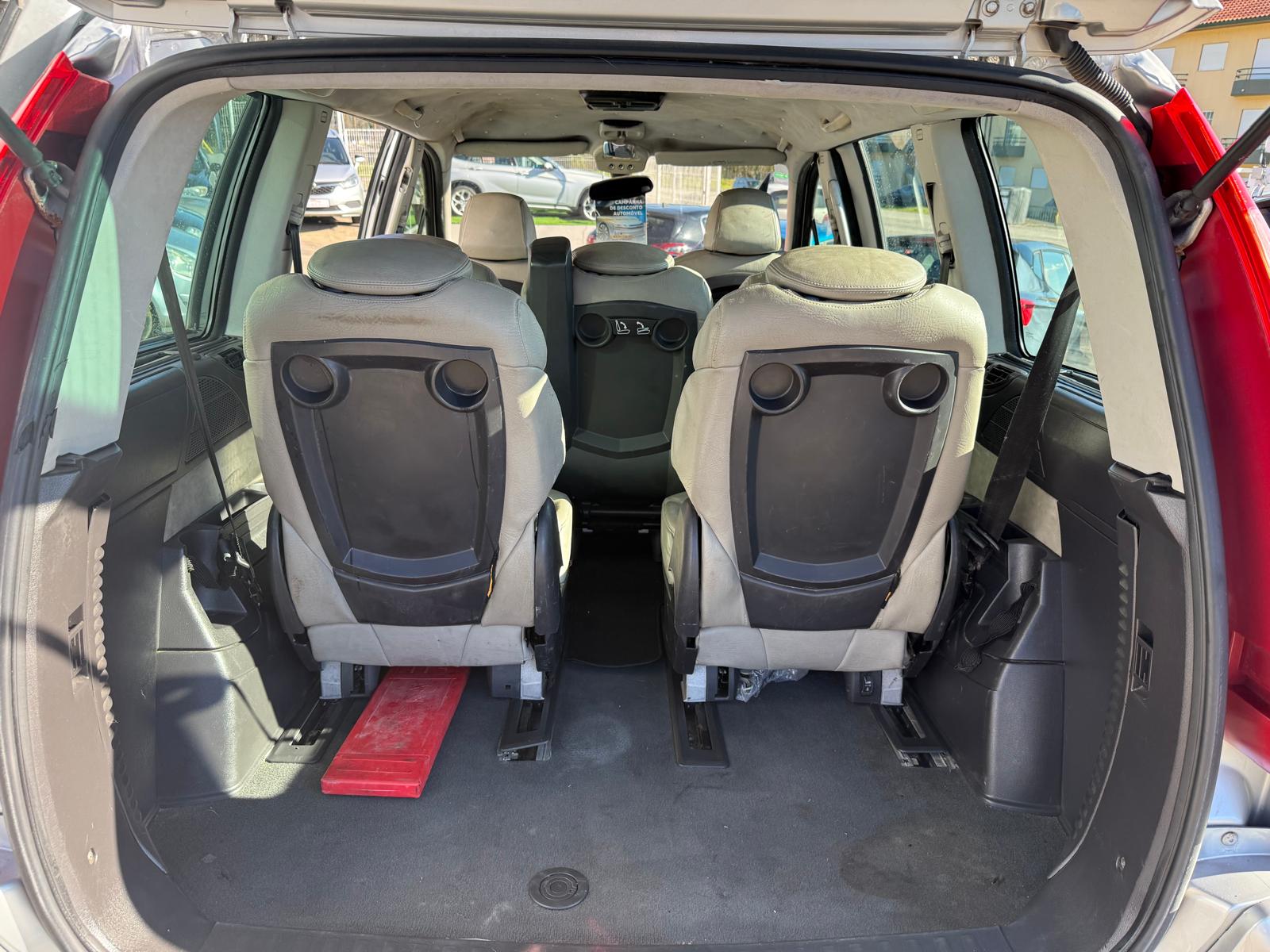 Citroën C8 2.2 HDI | Imagem 13