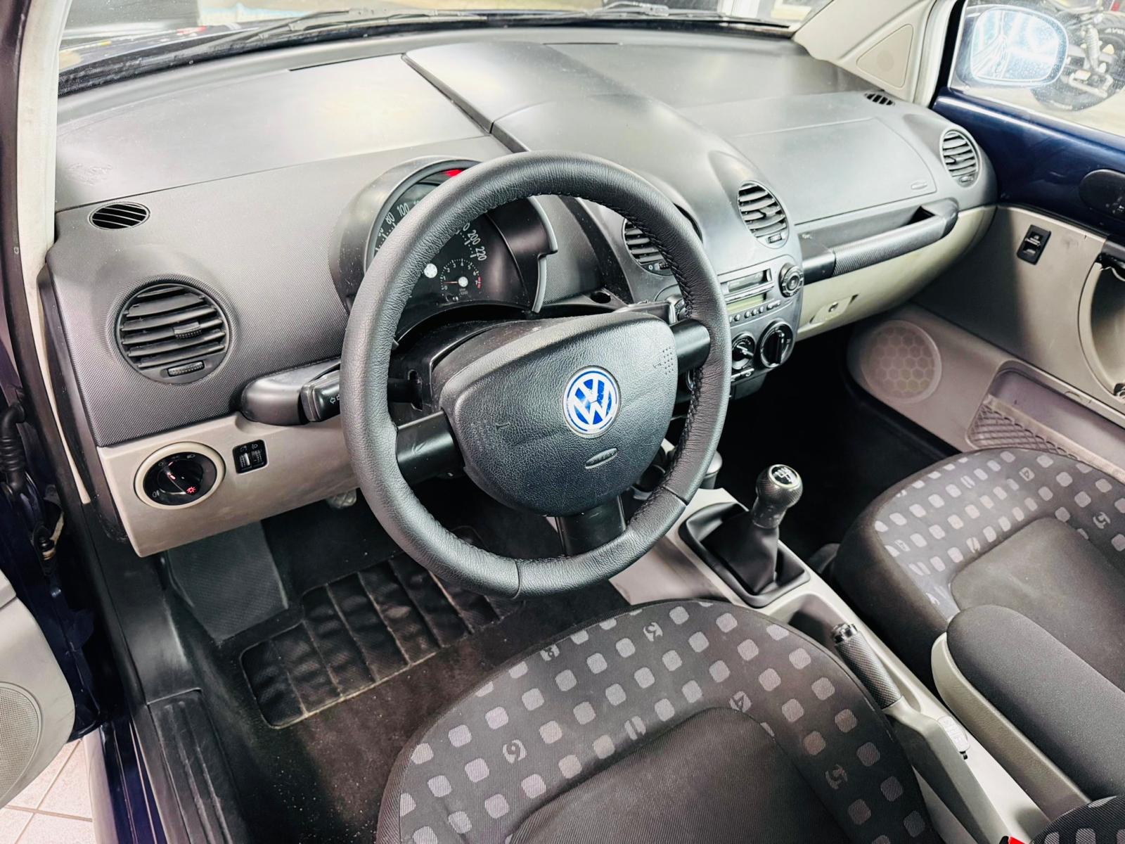 Volkswagen New Beetle 1.6 | Imagem 9