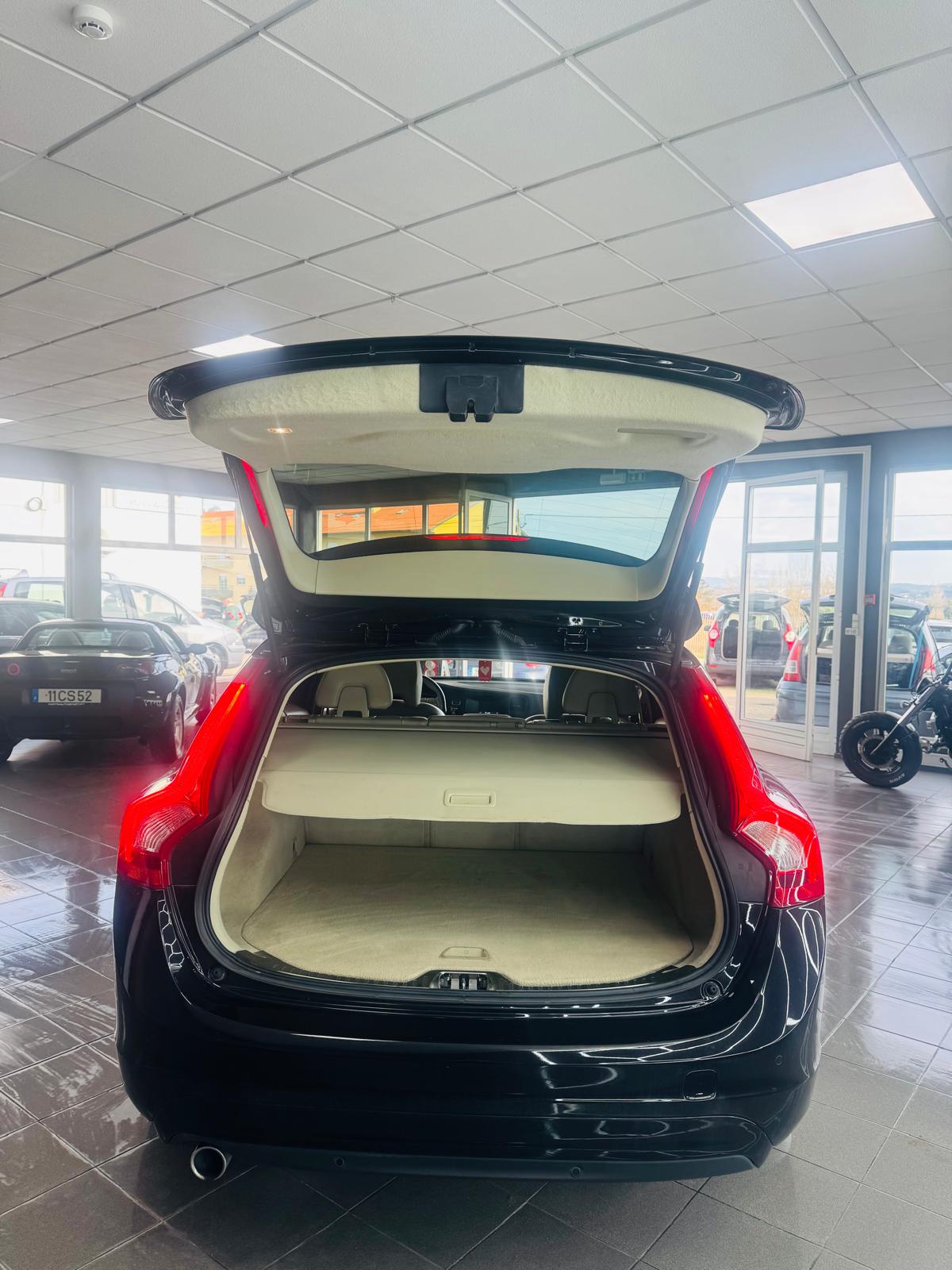 Volvo V60 2.0 D | Imagem 4