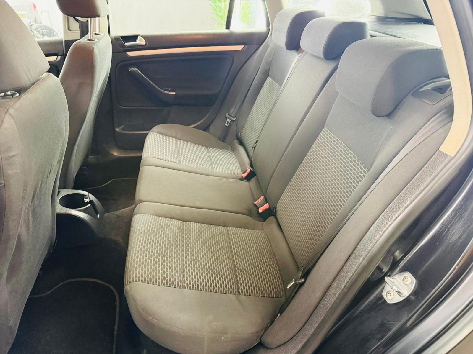 Volkswagen Golf Variant 1.6 TDI | Imagem 7