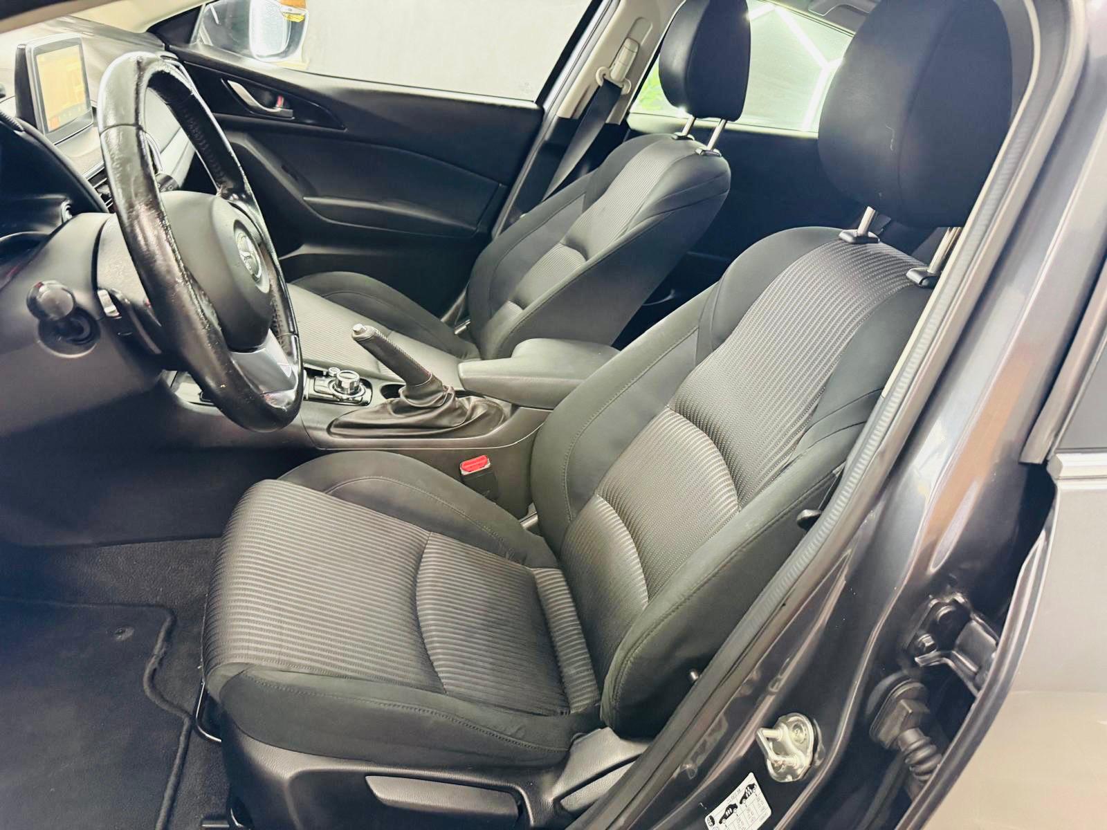 Mazda 3 2.2 DI Skyactiv | Imagem 16