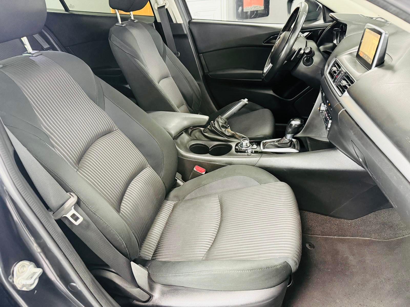 Mazda 3 2.2 DI Skyactiv | Imagem 19
