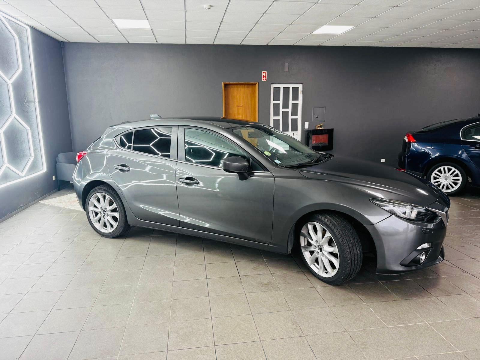 Mazda 3 2.2 DI Skyactiv | Imagem 4