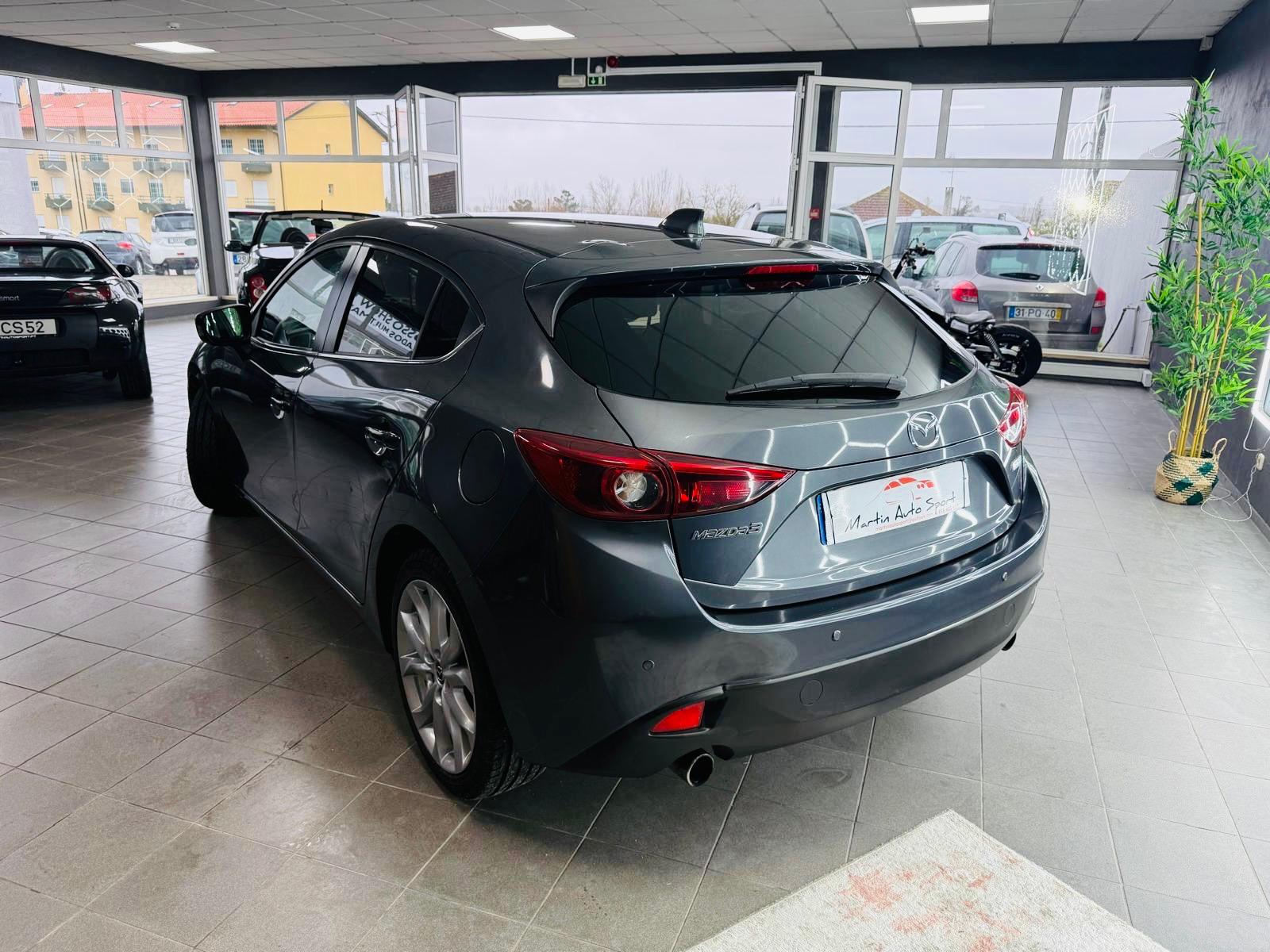 Mazda 3 2.2 DI Skyactiv | Imagem 8