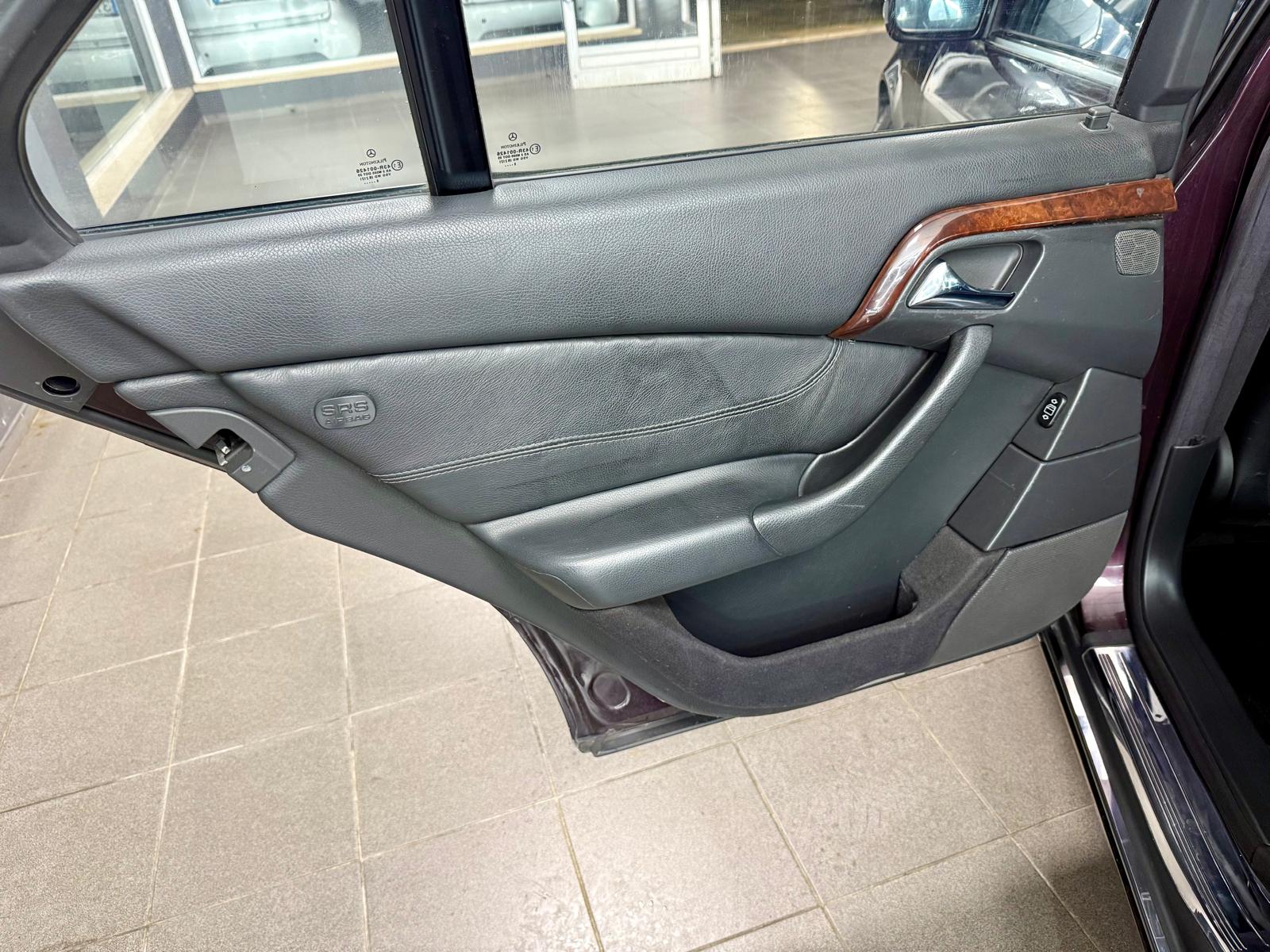 Mercedes-Benz S 320 Avantgarde | Imagem 14