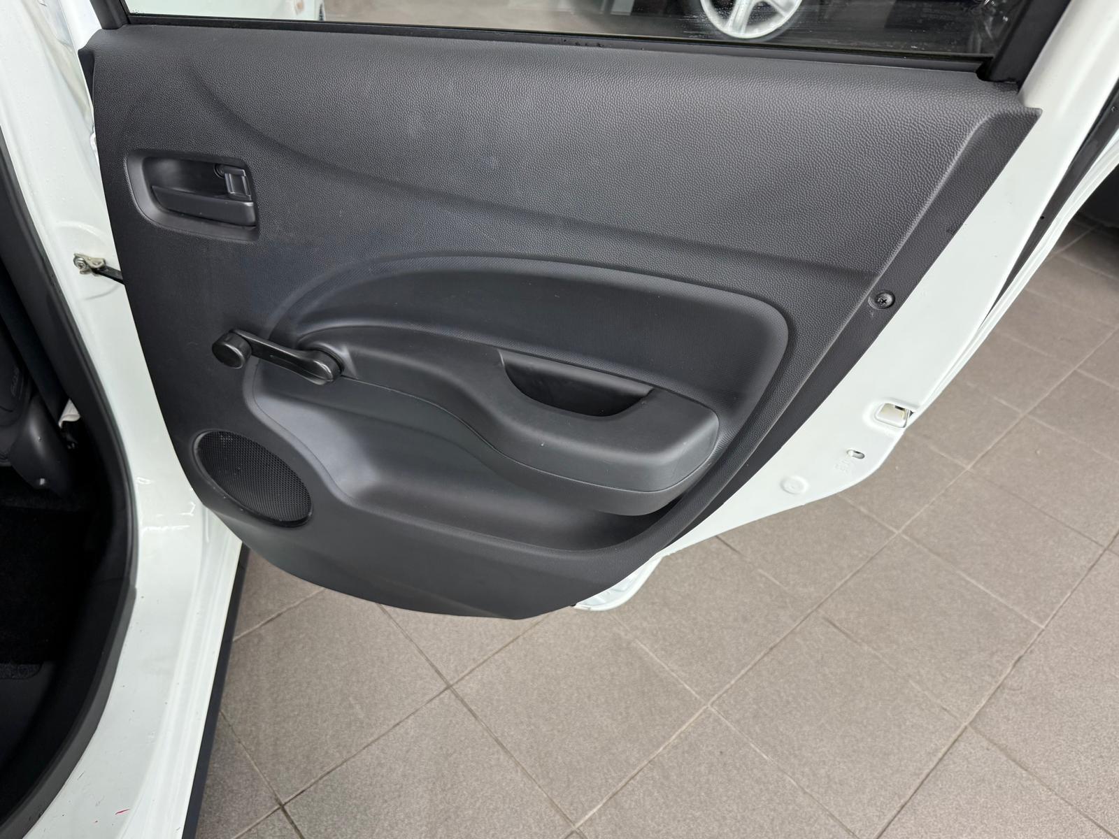 Mitsubishi Space Star 1.0 | Imagem 14