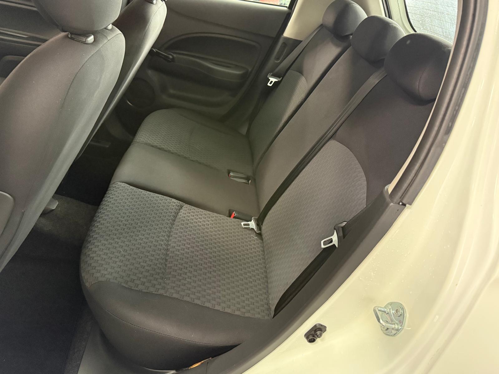 Mitsubishi Space Star 1.0 | Imagem 16