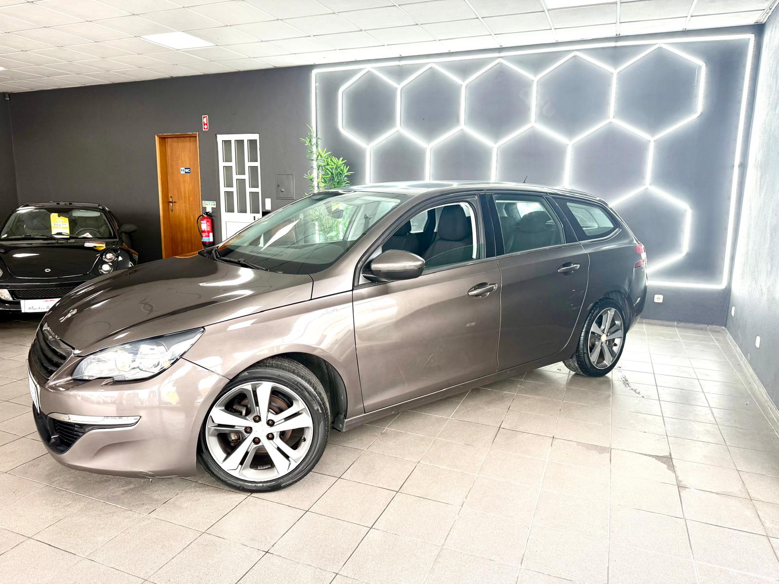 Peugeot 308 SW 1.6 HDI | Imagem 4