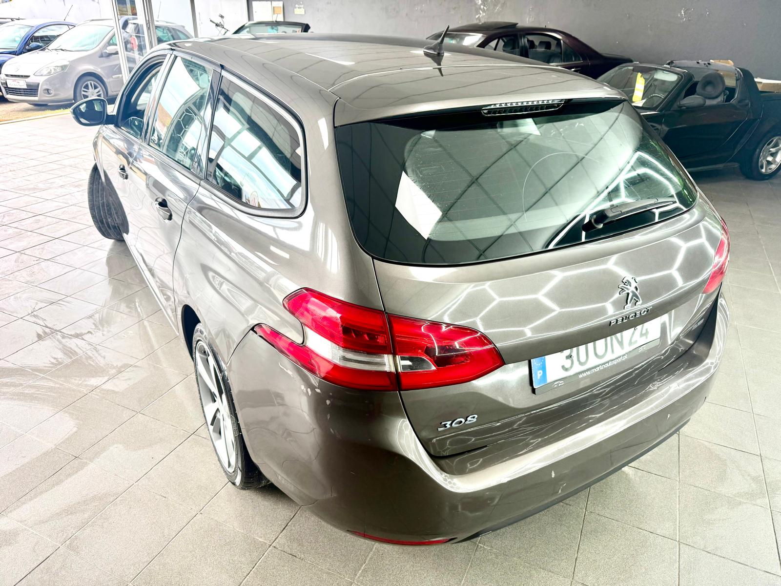 Peugeot 308 SW 1.6 HDI | Imagem 7