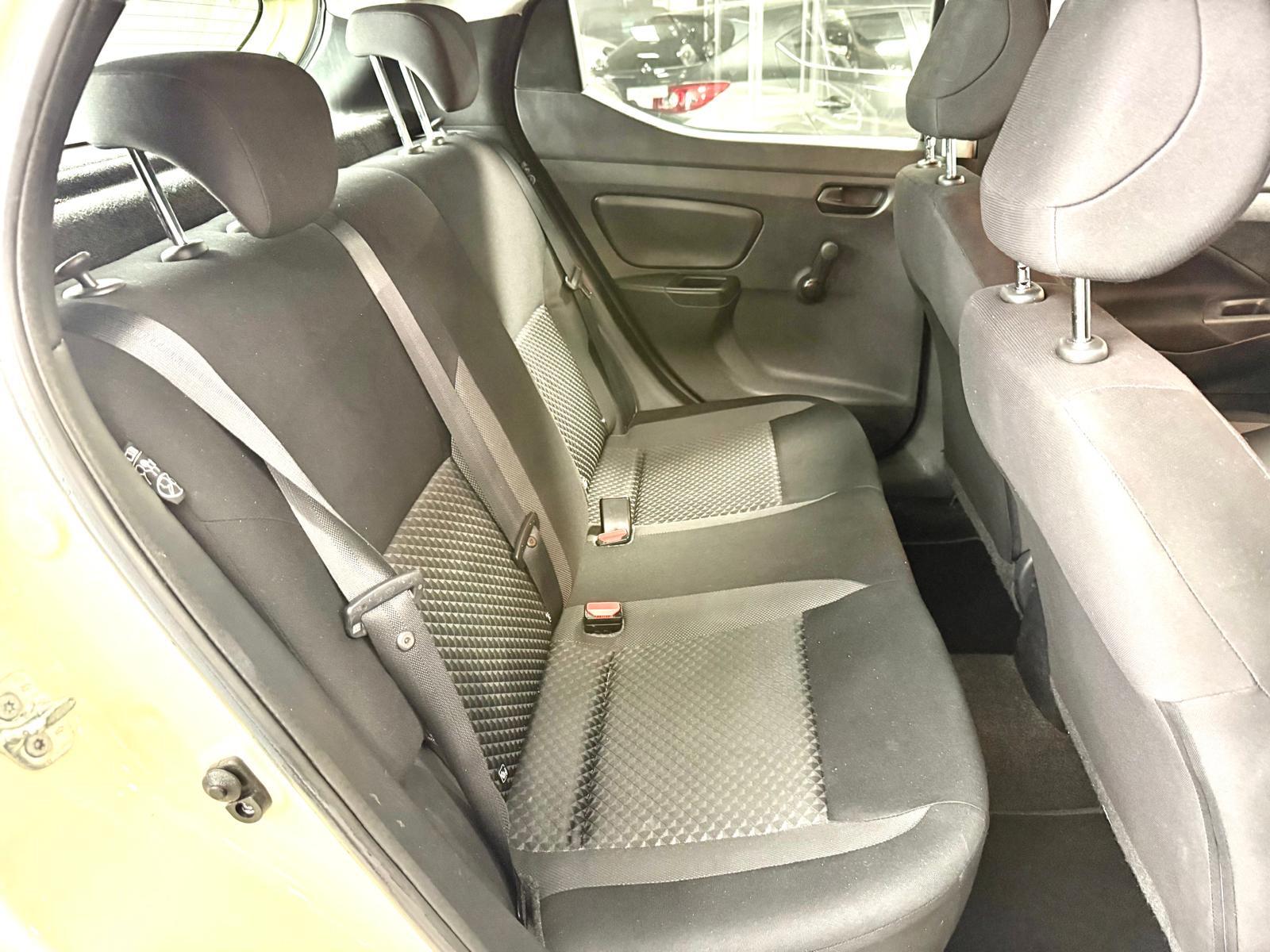 Nissan Micra 1.0 IG-T Acenta | Imagem 16