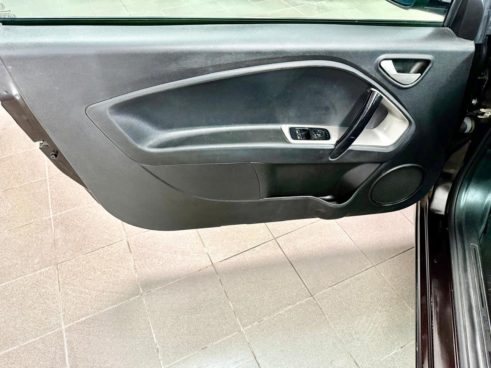 Alfa Romeo Mito 1.3 JTD | Imagem 12