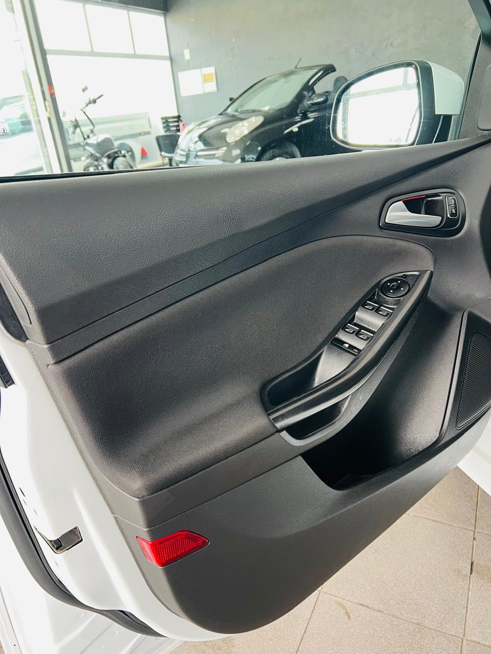 Ford Focus 1.0 Ecosboost | Imagem 9
