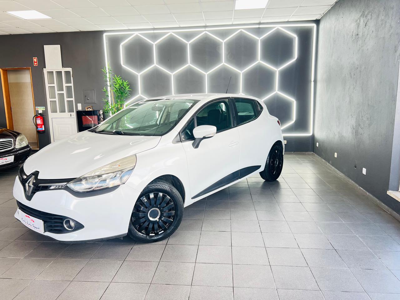 Renault Clio DCI Van IVA | Imagem 6