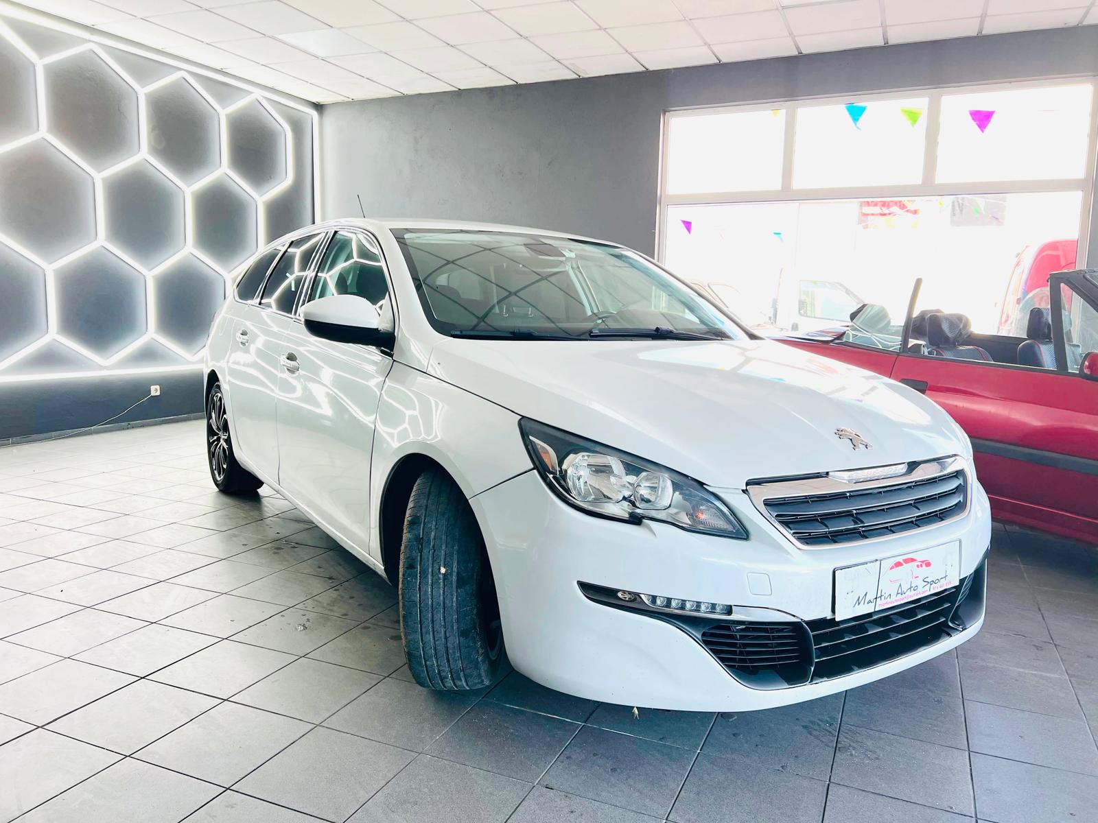 Peugeot 308 SW 1.6 HDI | Imagem 10