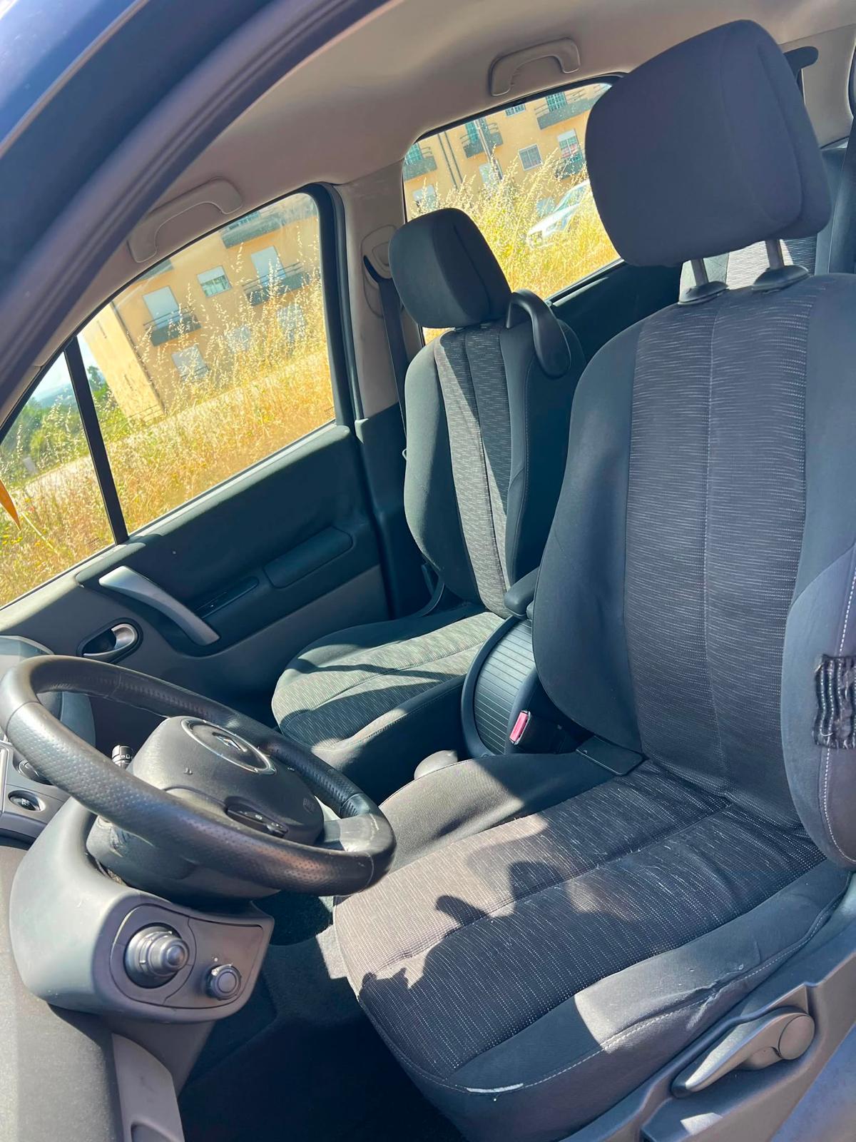 Renault Scénic 1.5 DCI | Imagem 6