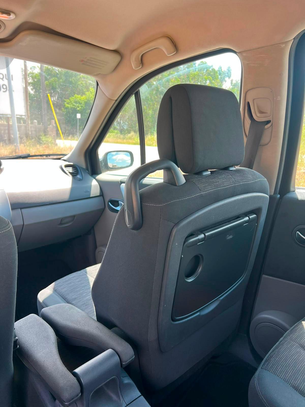 Renault Scénic 1.5 DCI | Imagem 10