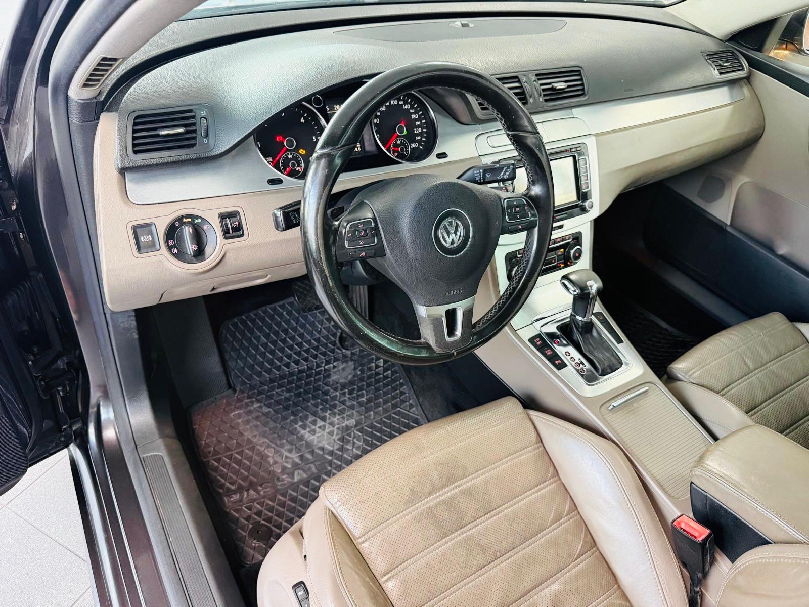 Volkswagen Passat Variant 2.0 TDI | Imagem 13