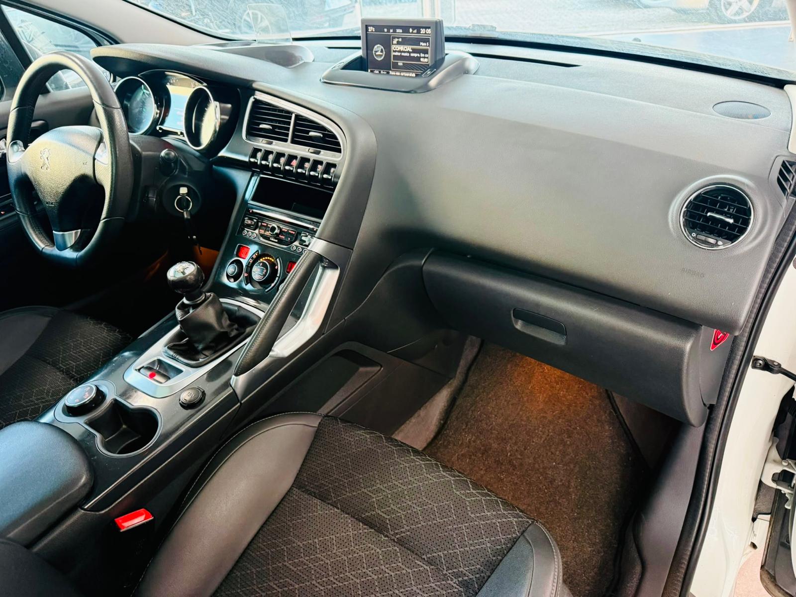 Peugeot 3008 1.2 Puretech | Imagem 6