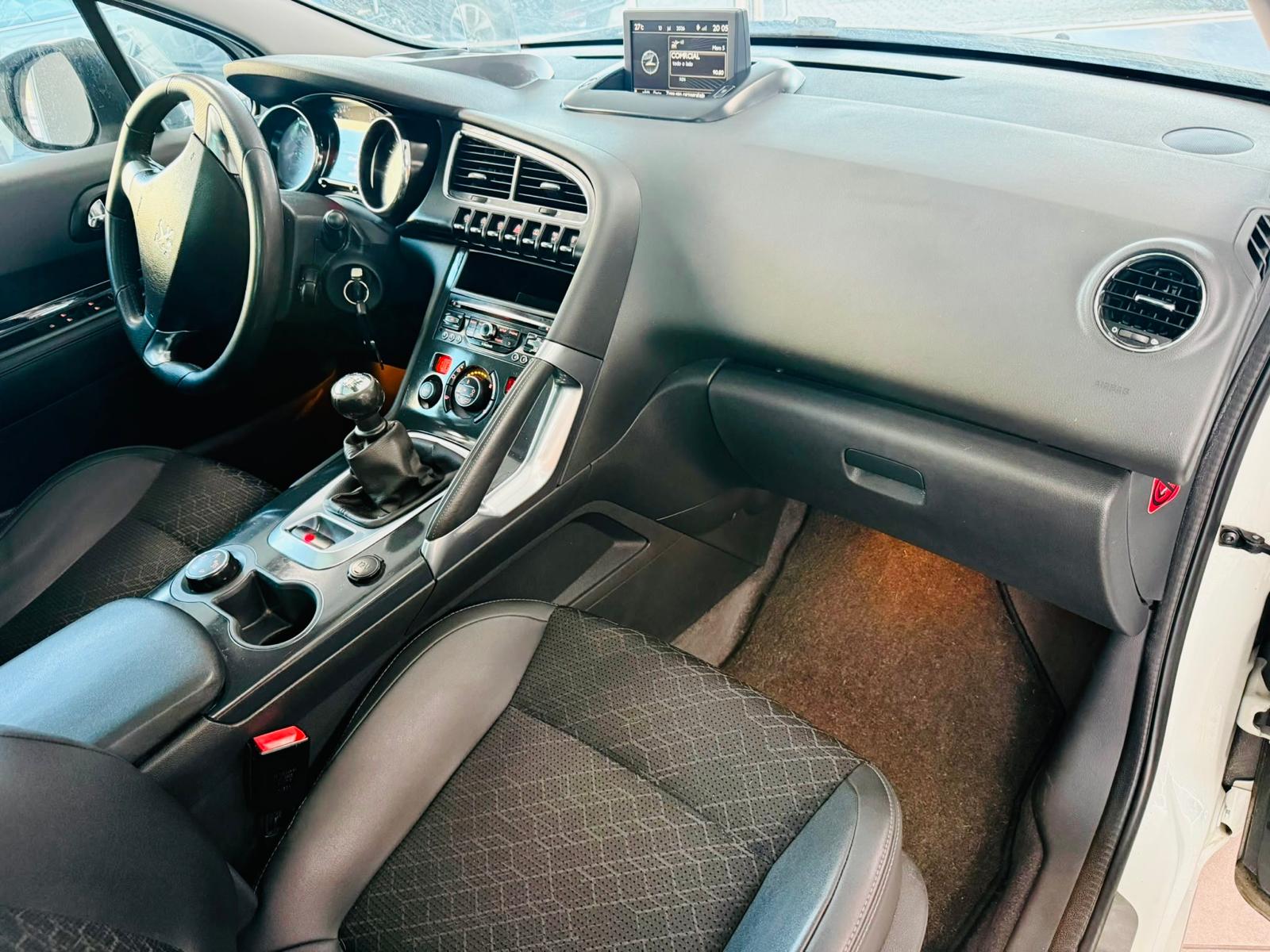 Peugeot 3008 1.2 Puretech | Imagem 9