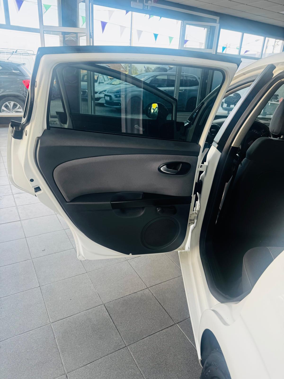 Seat Leon 1.6 TDI | Imagem 12