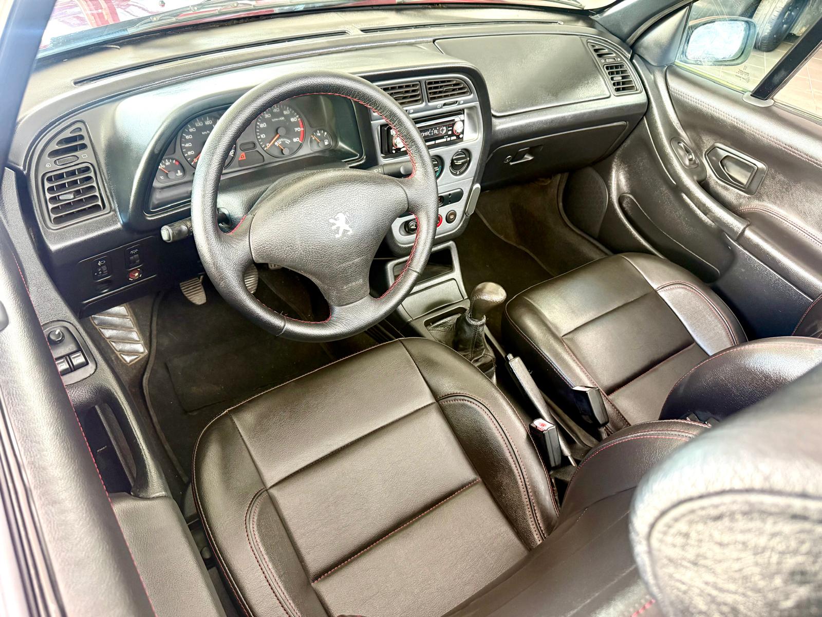 Peugeot 306 Cabrio 1.8 Pinifarina | Imagem 15