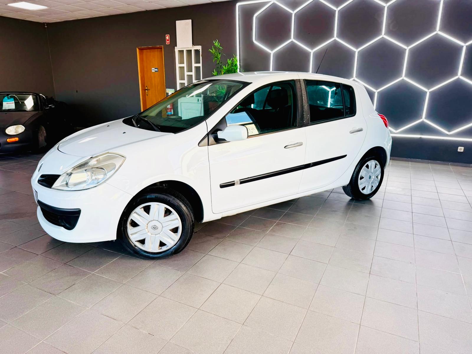 Renault Clio 1.5 DCI | Imagem 3