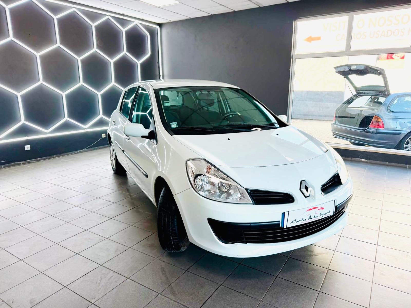 Renault Clio 1.5 DCI | Imagem 7