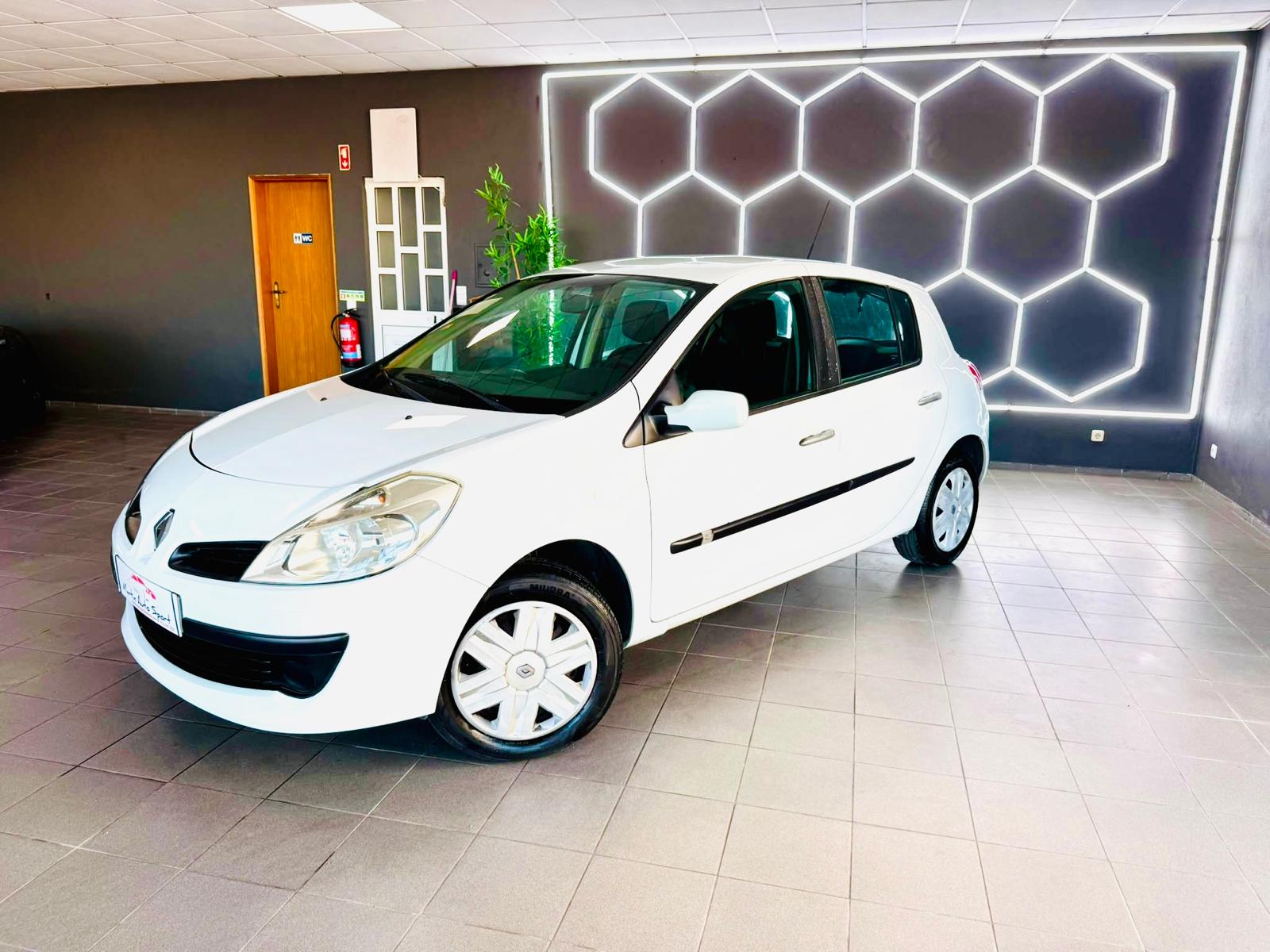 Renault Clio 1.5 DCI | Imagem 11