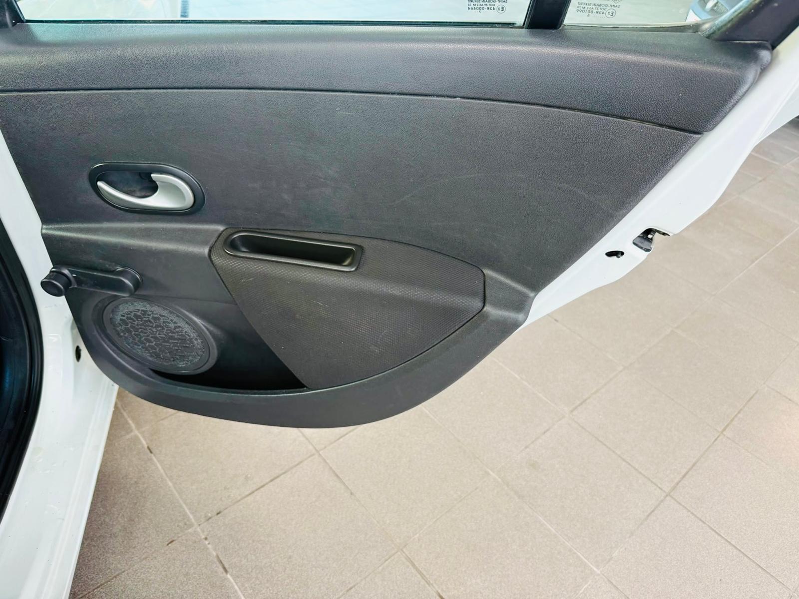 Renault Clio 1.5 DCI | Imagem 12