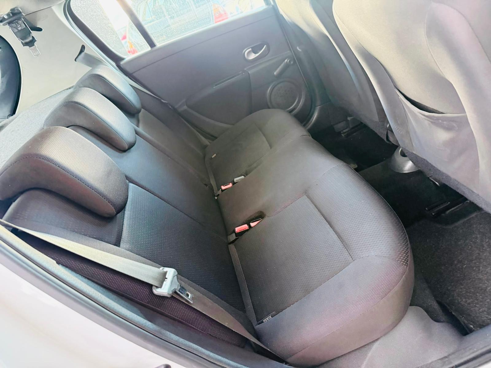 Renault Clio 1.5 DCI | Imagem 14