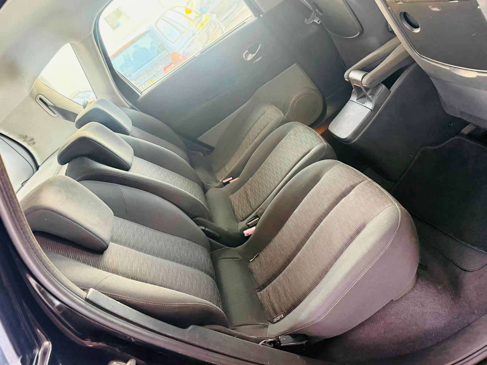 Renault Scénic 1.5 DCI | Imagem 12