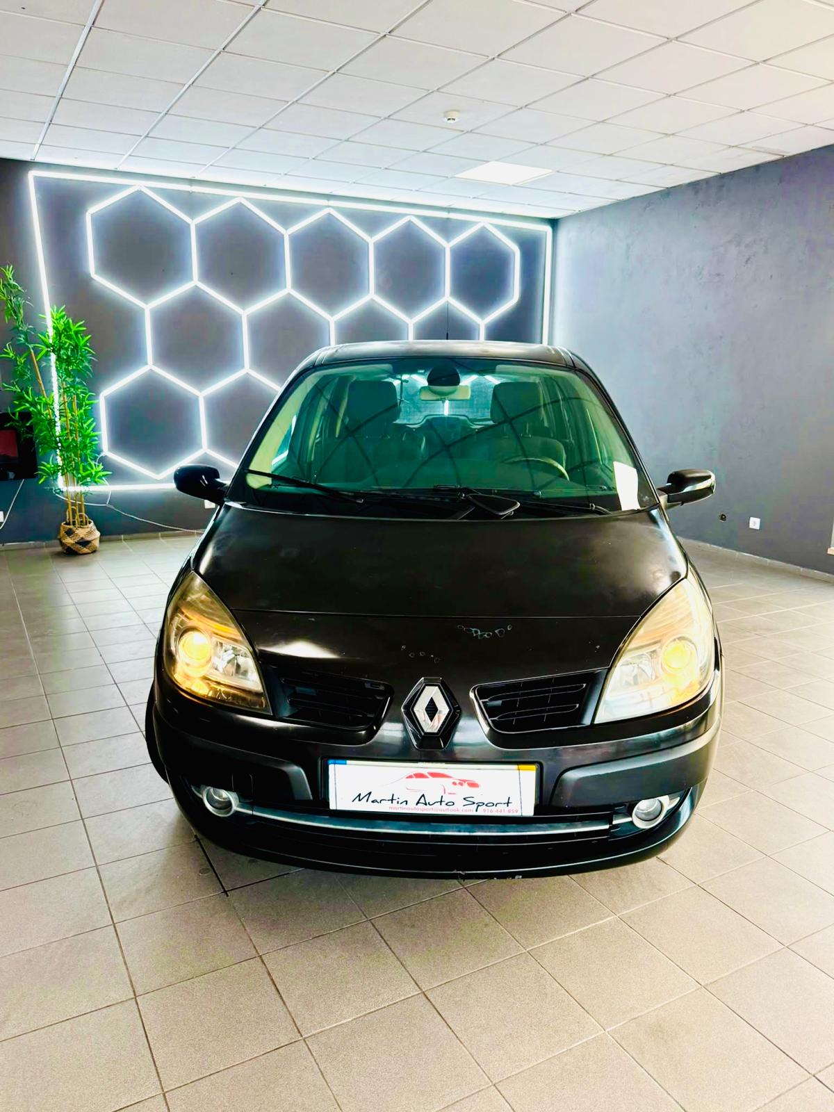Renault Scénic 1.5 DCI | Imagem 16