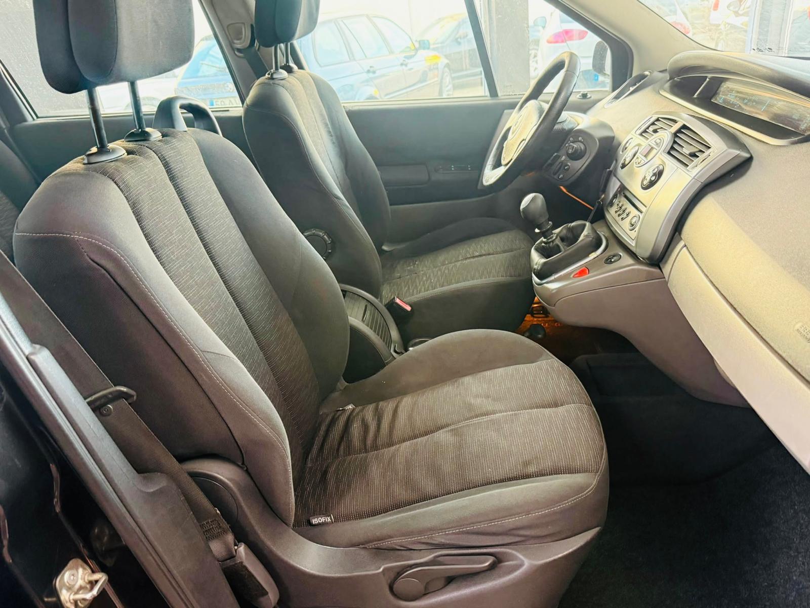 Renault Scénic 1.5 DCI | Imagem 6