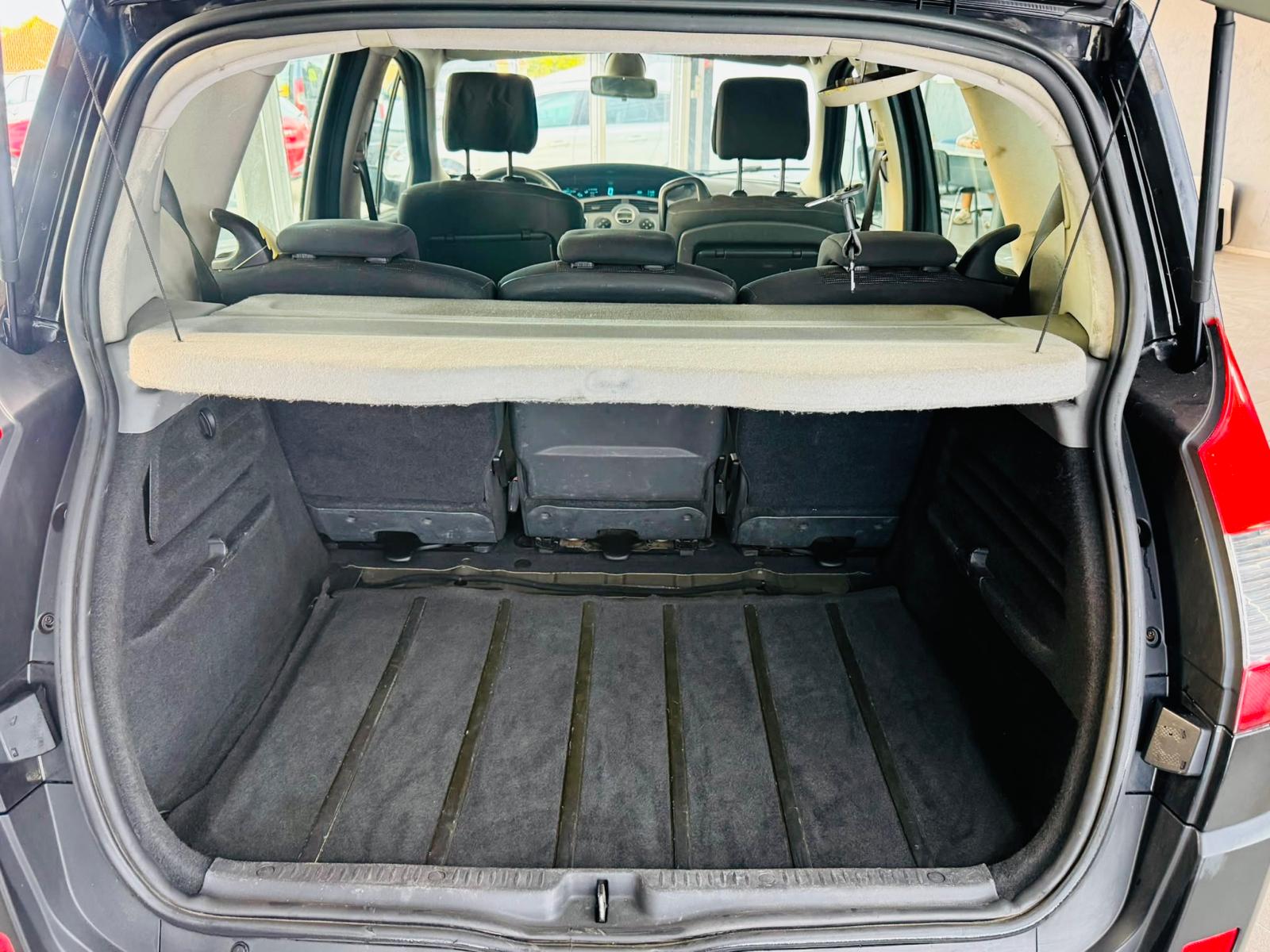 Renault Scénic 1.5 DCI | Imagem 8