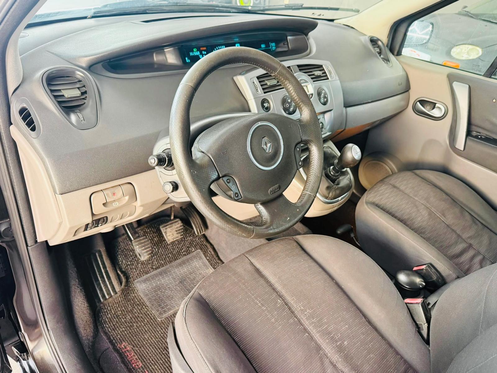 Renault Scénic 1.5 DCI | Imagem 9